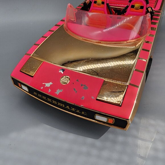 LOL OMG Car Speedmatic Cruiser 2019 MGA Pink Gold BB Vehicle - Picture 3 of 14